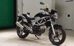 HONDA VTR 250 Gen. 2 2002 MC33