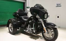 HARLEY FLHTCU TG 1870 2019