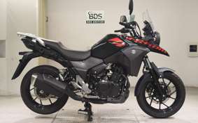 SUZUKI Vｽﾄﾛｰﾑ250A 2022