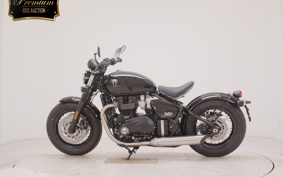 TRIUMPH BONNEVILLE BOBBER 2026