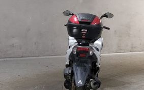 YAMAHA TRICITY 125 SE82J