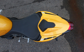 TRIUMPH STREET TRIPLE RS 2025 HDA614