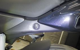 MOTO GUZZI V100マンデッロS 2023