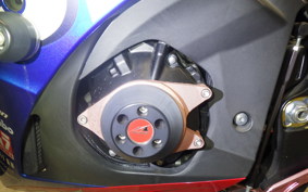 SUZUKI GSX-R1000 2015
