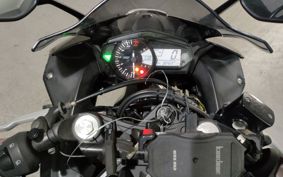 YAMAHA YZF R-3 2018 RH13J
