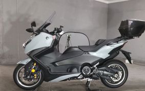 YAMAHA T-MAX 560 2025 SJ21J