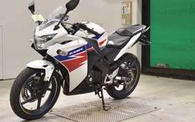 HONDA CBR125R JC50