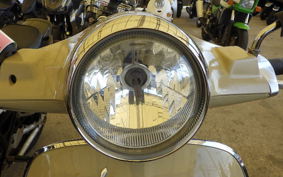 VESPA PRIMAVERA 125