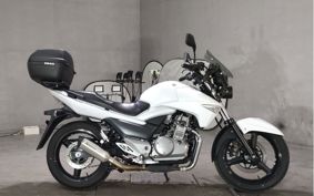 SUZUKI GSR250 GJ55D
