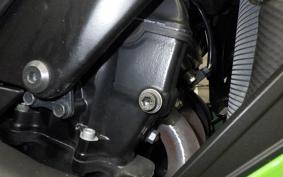 KAWASAKI ZX 10 NINJA R 2011