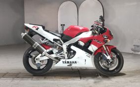 YAMAHA YZF-R1 RN01