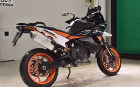 KTM 890 SMT 2025