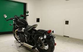 TRIUMPH BONNEVILLE BOBBER 2025