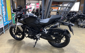 HONDA CB250R MC52