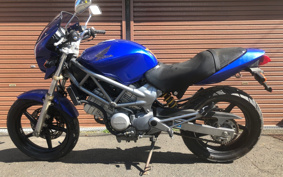 HONDA VTR 250 MC33