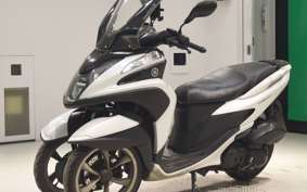 YAMAHA TRICITY 125 SE82J