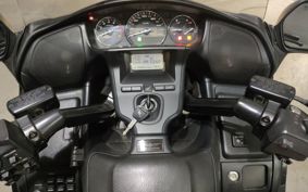 HONDA GL1800 F6B SC68