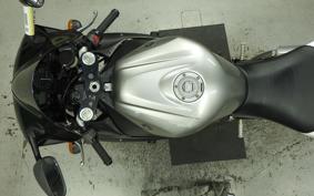 YAMAHA YZF-R1 2002