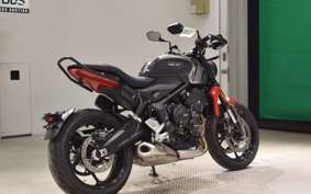 TRIUMPH TRIDENT 660 2023