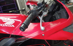 HONDA CBR600RR 2004 PC37