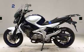 SUZUKI GLADIUS 2010 VK58A