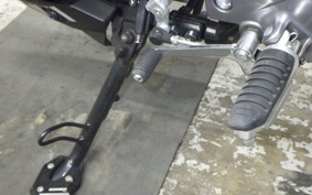 SUZUKI GSX250R 1983