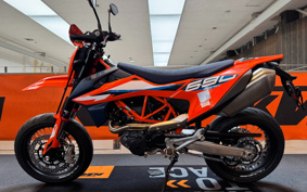 KTM 690 SMC R 2024 LSV40