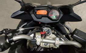 YAMAHA XJ6 DIVERSION RJ19