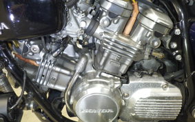 HONDA V45 MAGNA 1989 RC28