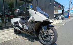 HONDA NM4 VULTUS -02 2014 RC82