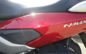 YAMAHA N-MAX 2015 SE86J