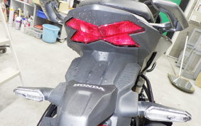 HONDA CB200X