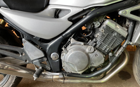 SUZUKI GSX250 ZR250C