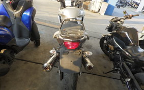 YAMAHA TDM900