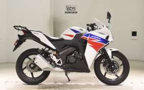 HONDA CBR125R 2013 JC50