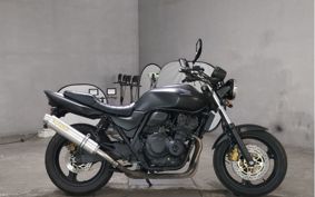 HONDA CB400SF TRAINING CAR 2025 NC42