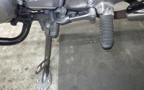 SUZUKI GSR250S