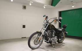 HARLEY XL1200V 2013