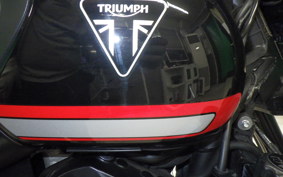 TRIUMPH TRIDENT 660 2021