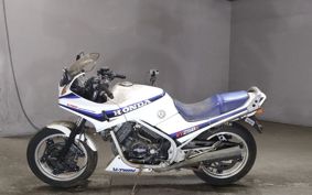 HONDA VT250F MC08