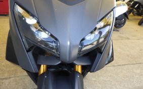 YAMAHA T-MAX 560 T SJ21J
