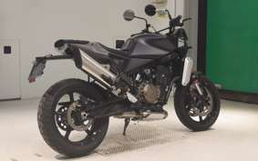 HUSQVARNA スバルトピレン801 2025