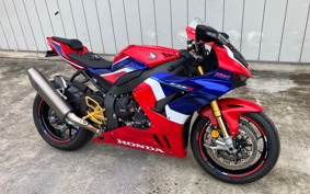 HONDA CBR1000RR-R FB SP 2020 SC82