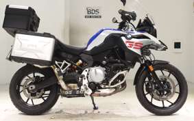 BMW F750GS