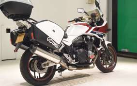 HONDA CB1300SB SUPER BOLDOR 2016 SC54