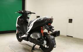YAMAHA CYGNUS 125 X 2000 SEM5J