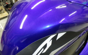 YAMAHA YZF-R1 2004