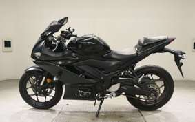 YAMAHA YZF-R3 2021 RH13J