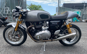 TRIUMPH THRUXTON 1200R DAD72H
