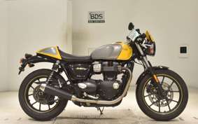 TRIUMPH BONNEVILLE STREET CUP 2012